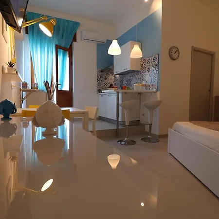 Holiday Maya In 2 Places *