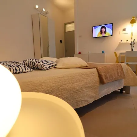 Holiday Maya In 2 Places Ferienhaus Otranto