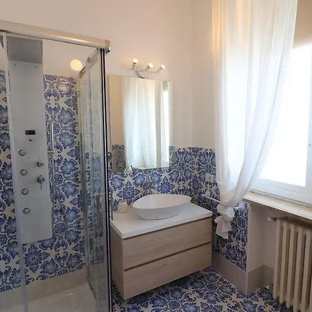 Holiday Maya In 2 Places *