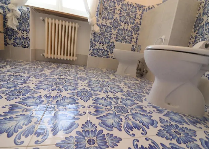 Maya In 2 Places Otranto