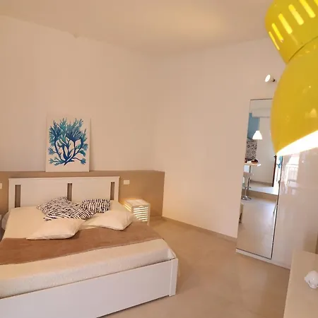 Vakantiehuis Maya In 2 Places Otranto