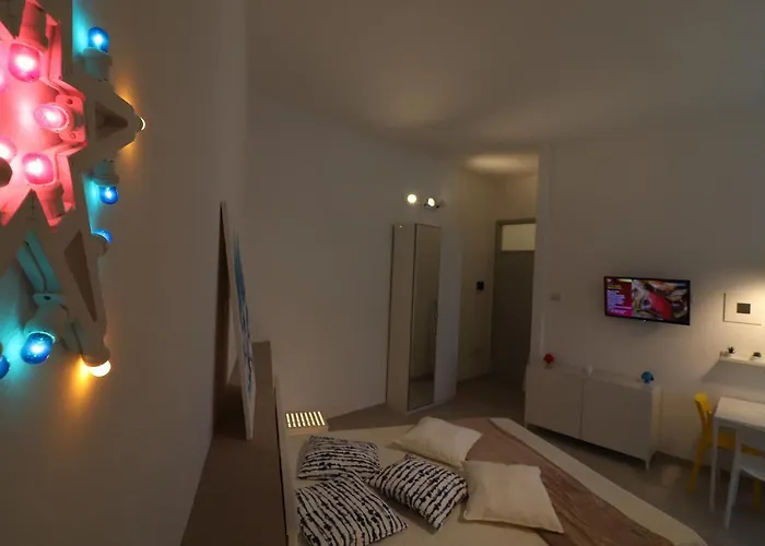 Дом отдыха Maya In 2 Places *